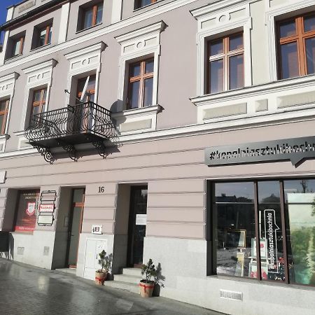 Klimatyczny Apartament Przy Bochenskim Rynku. Бохня Екстер'єр фото