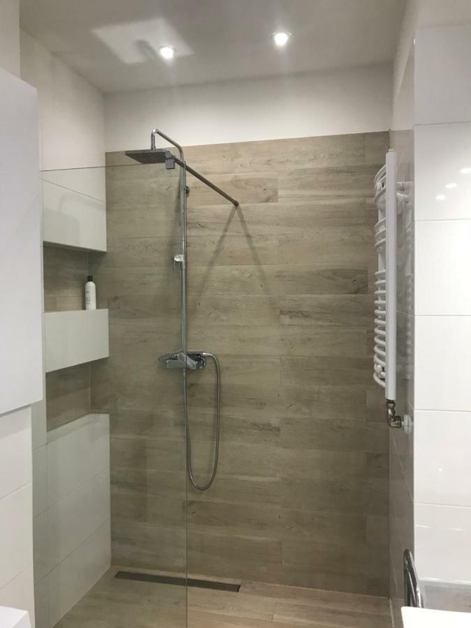 Klimatyczny Apartament Przy Bochenskim Rynku. Бохня Екстер'єр фото