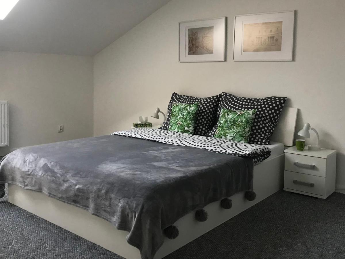 Klimatyczny Apartament Przy Bochenskim Rynku. Бохня Екстер'єр фото